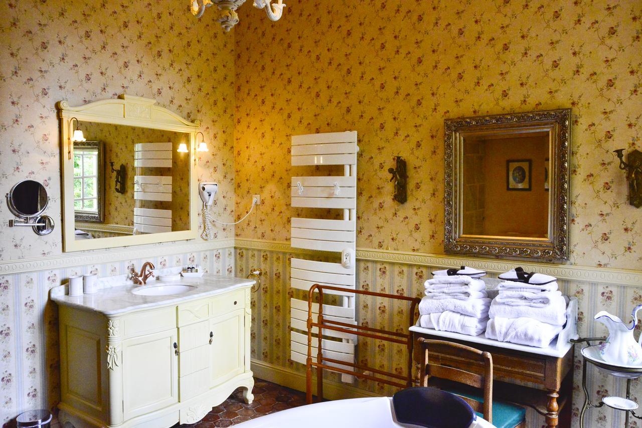 Chateau D'Origny, Chambres D'Hotes Et Restaurant Gastronomique Ouches Εξωτερικό φωτογραφία