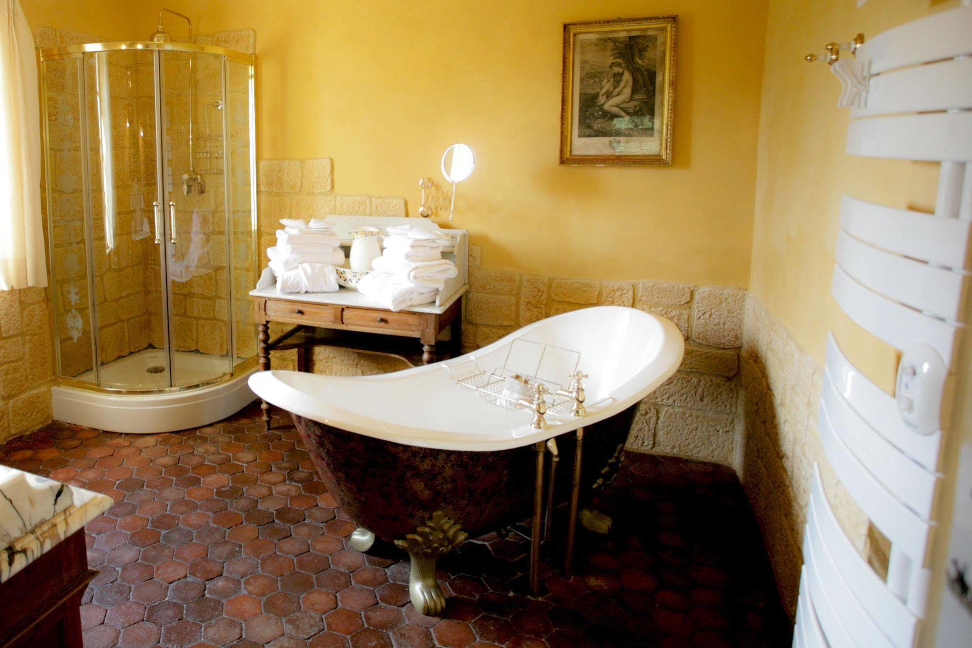 Chateau D'Origny, Chambres D'Hotes Et Restaurant Gastronomique Ouches Εξωτερικό φωτογραφία