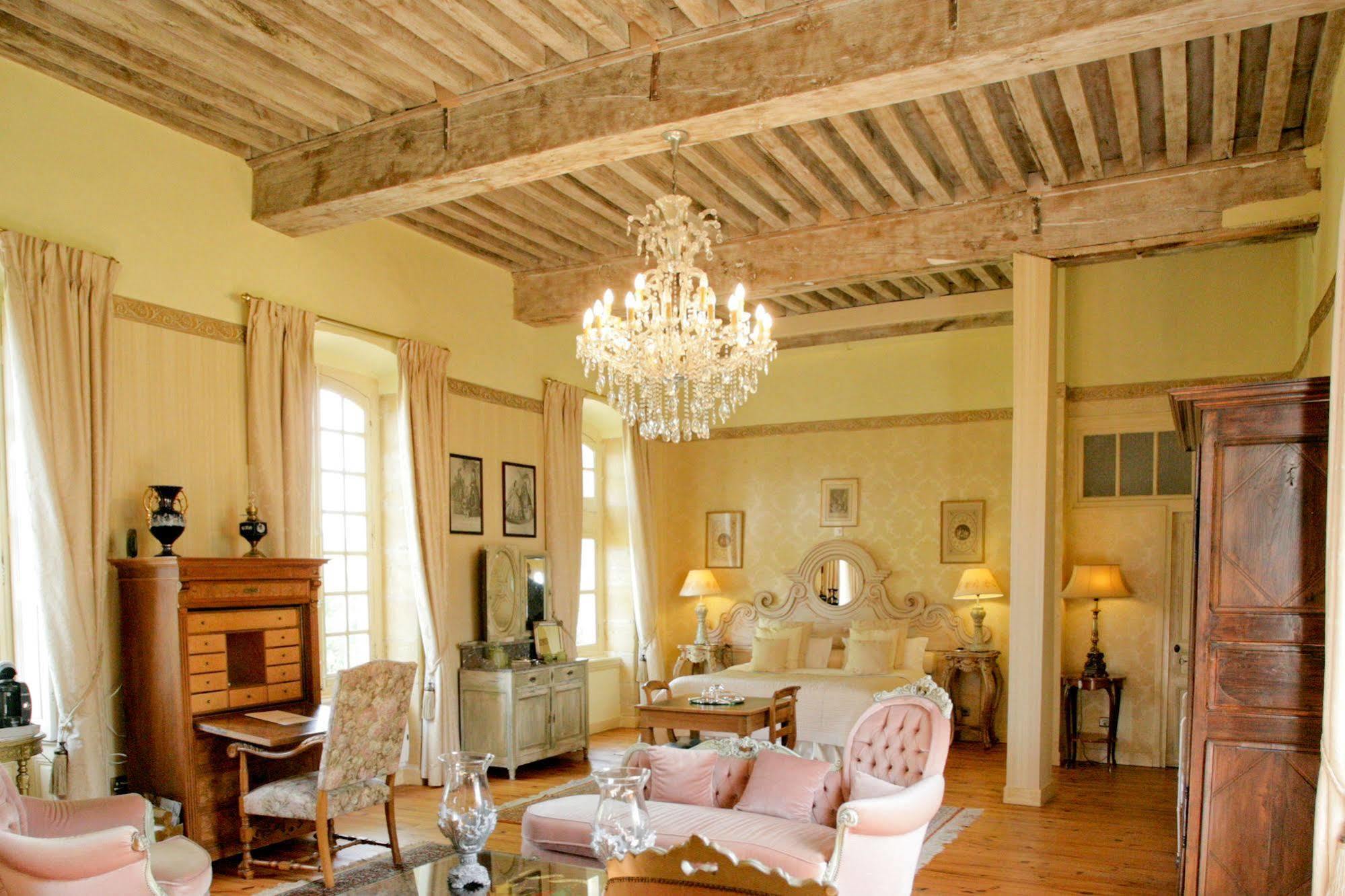 Chateau D'Origny, Chambres D'Hotes Et Restaurant Gastronomique Ouches Εξωτερικό φωτογραφία